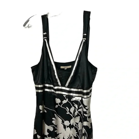 RW & CO dress, halter ,sateen,shiny ,empire waist ,size  10 .Black floral artsy. - Picture 4 of 17